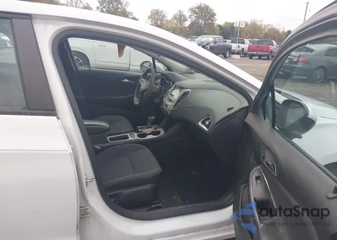 2017 Chevrolet Cruze Ls Auto z USA, uszkodzony, nr VIN 1G1BC5SM1H7115859